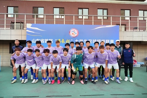开云kaiyun网页版男子足球队合影